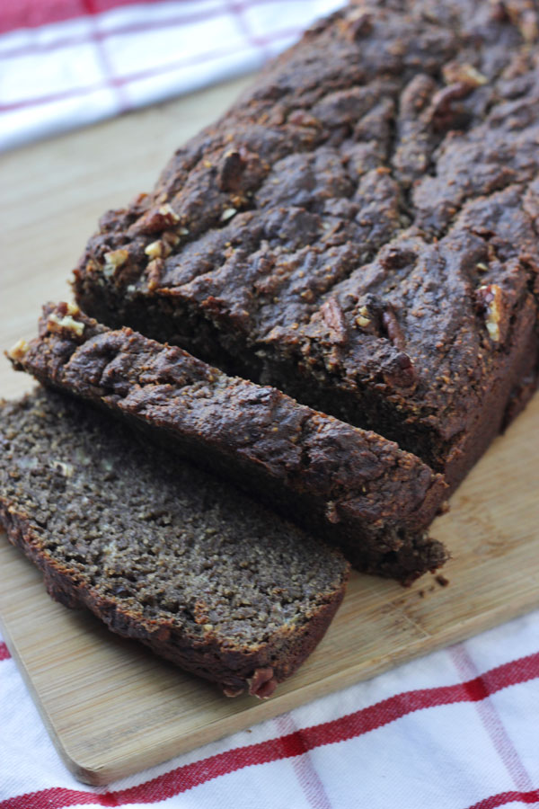 Banana Bread on cutting board