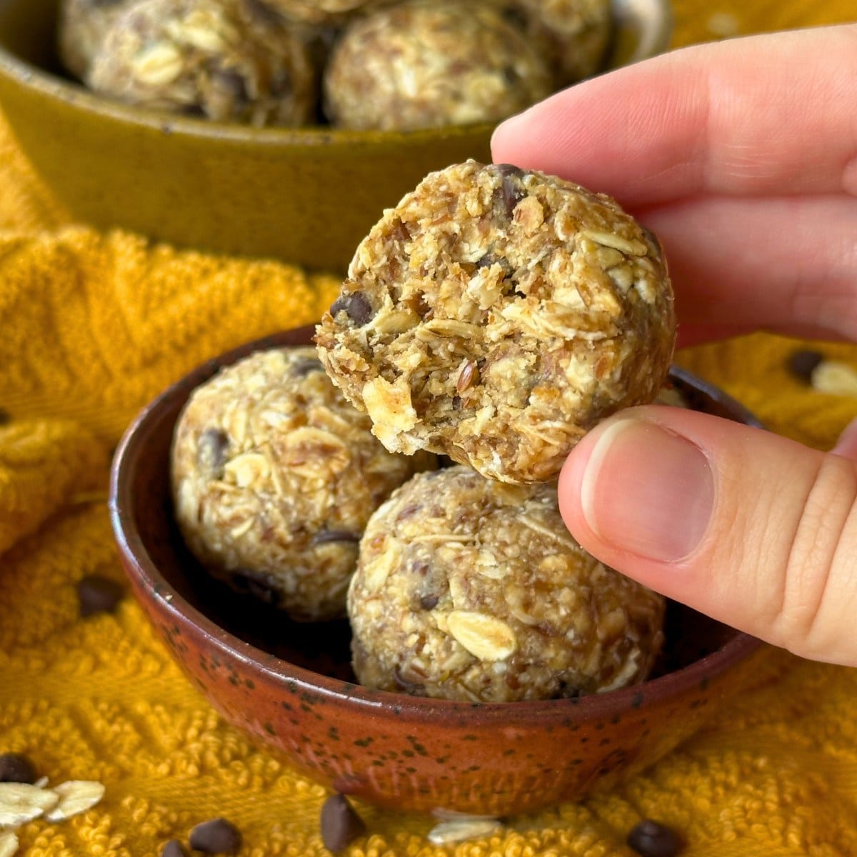 Maple Cashew Energy Bites